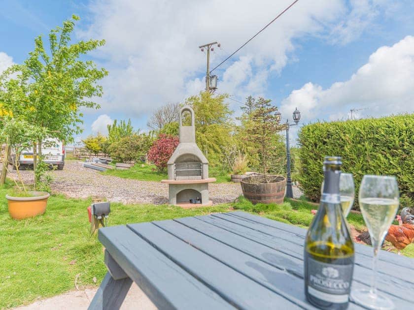 Sitting-out-area | The Lodge, Ulverston