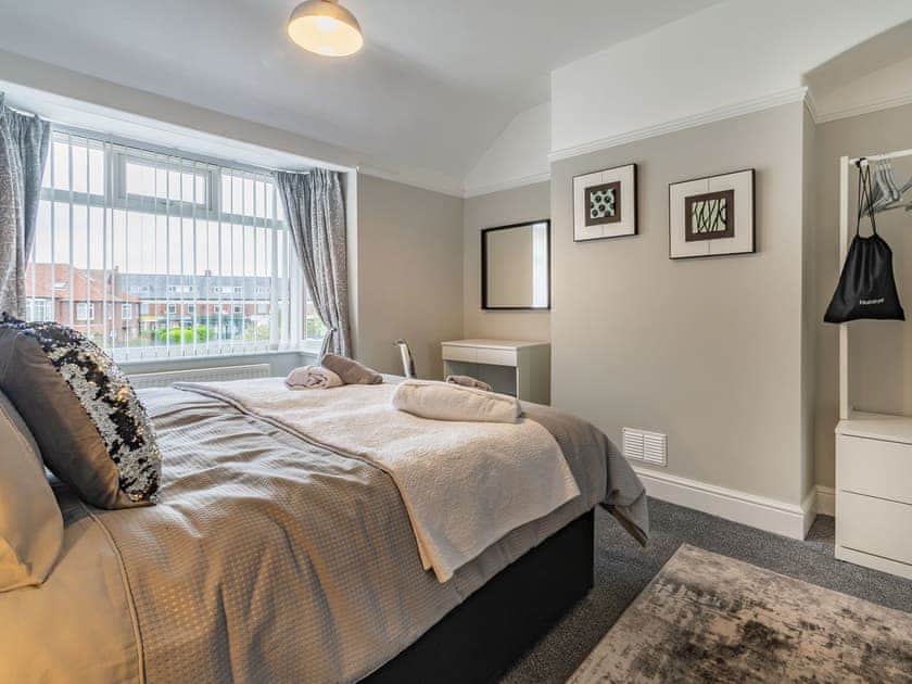 Double bedroom | Silver 6pence, Whitby