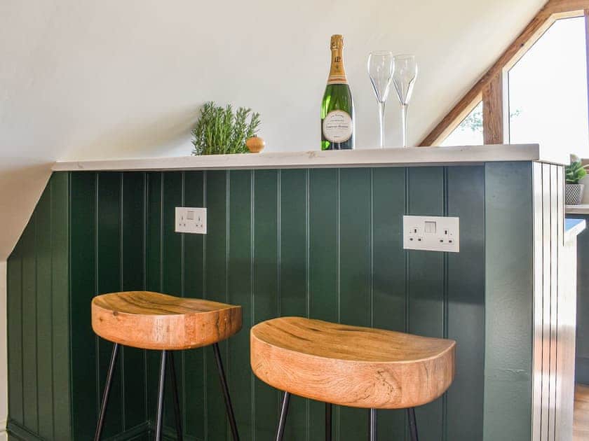 Dining Area | Vineyard View - Otium Wine Estate, Alton