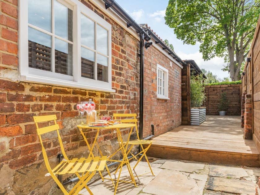 Patio | The Twisted Toad, Guisborough