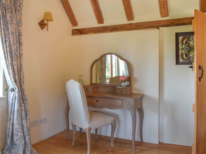 The Oast House - Otium Wine Estate, Alton