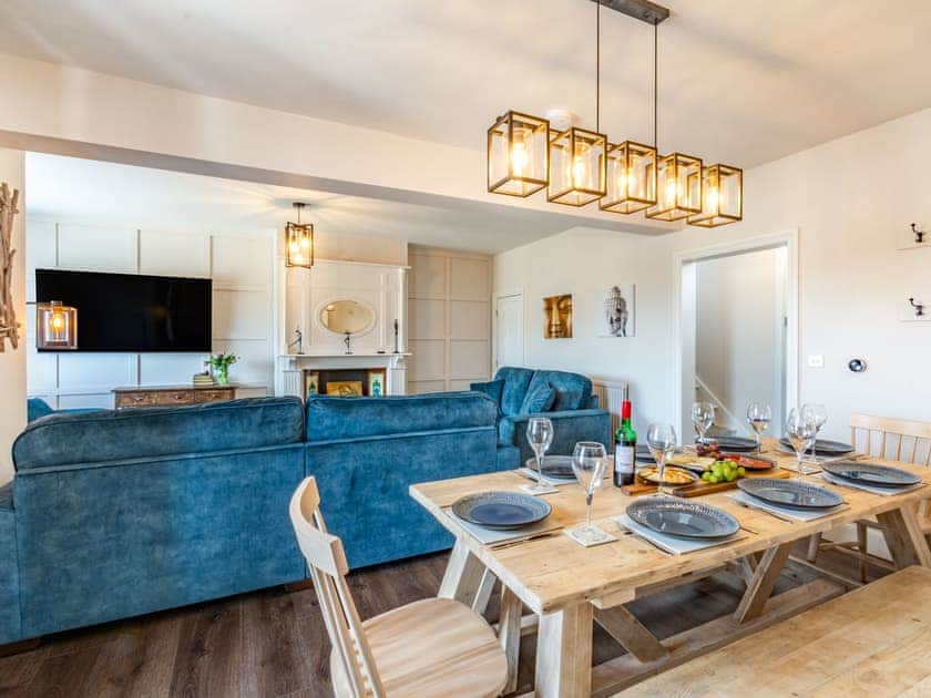 Living room/dining room | Cliff View, Whitby
