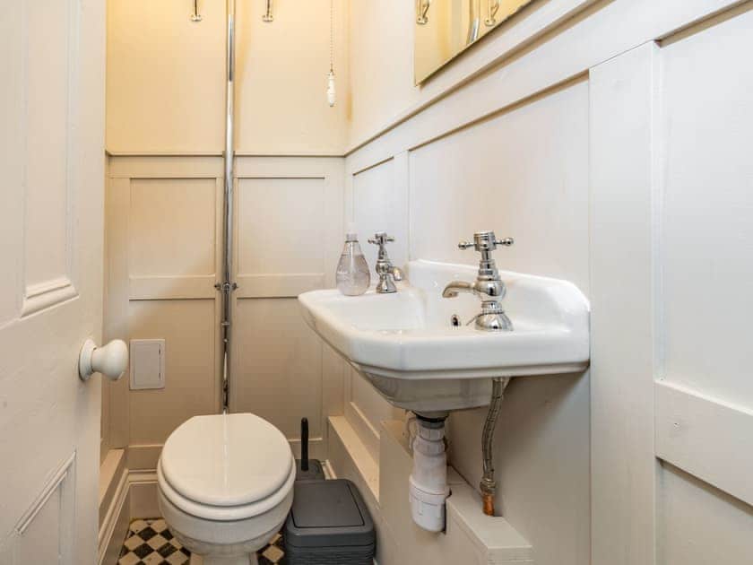 Separate toilet | Cliff View, Whitby