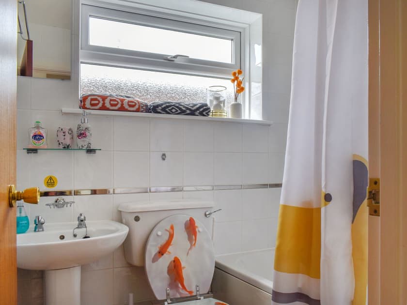 Bathroom | The Bungy, Freshwater