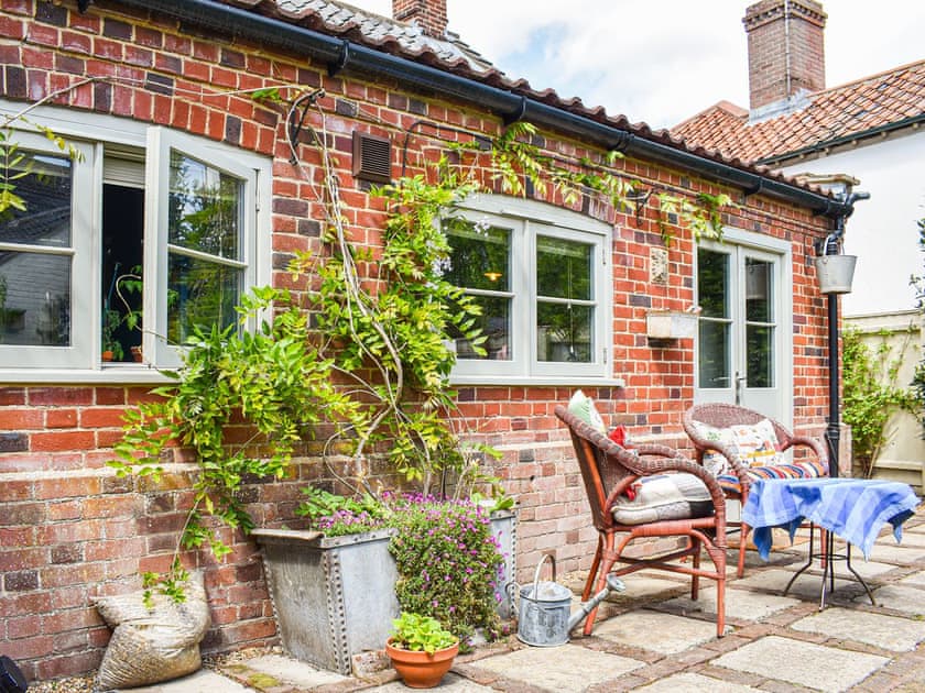 Stone Cottage (ref UK38851) in Norwich