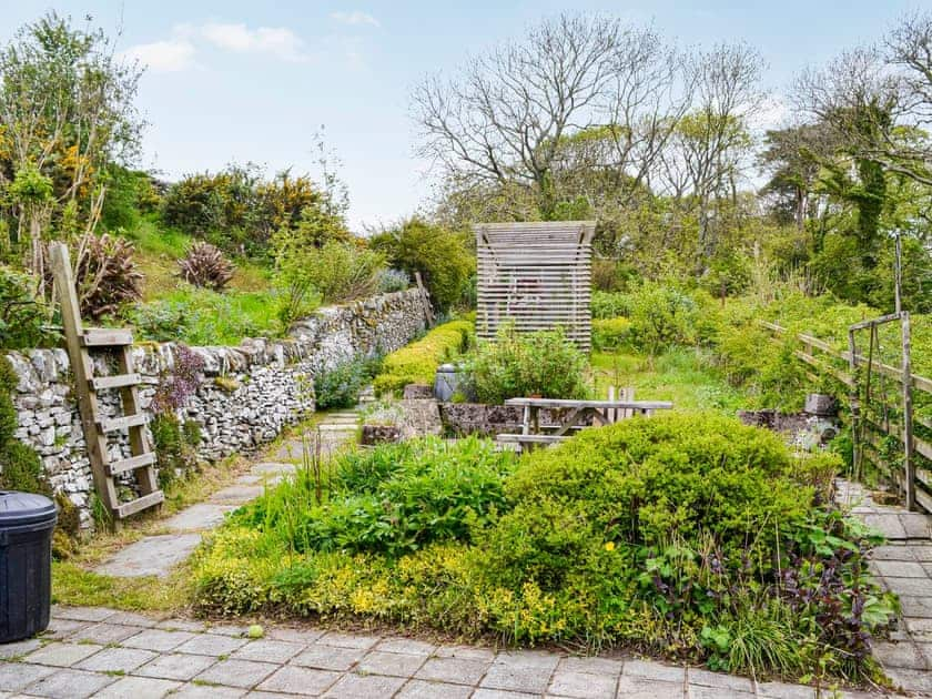 Garden | Rosebank Cottage, Borgue, near Kirkcudbright