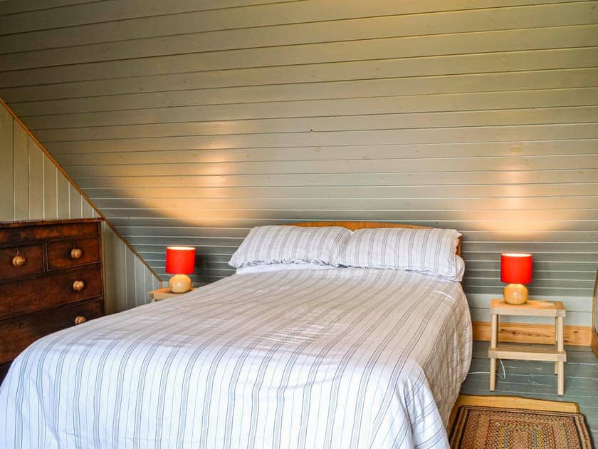 Double bedroom | Rosebank Cottage, Borgue, near Kirkcudbright