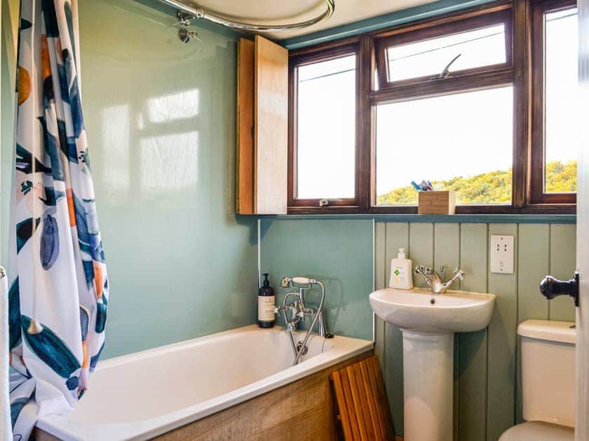 Bathroom | Rosebank Cottage, Borgue, near Kirkcudbright