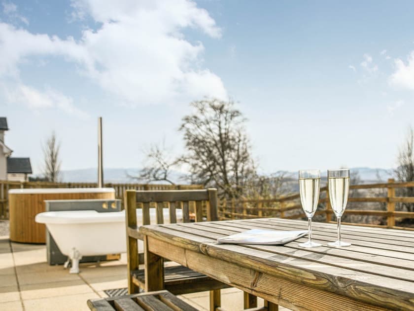 Outdoor eating area | Blackmount, Oban