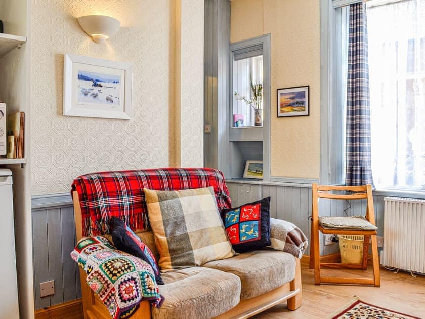 Living area | Kirk Wynd Cottage, Kirriemuir