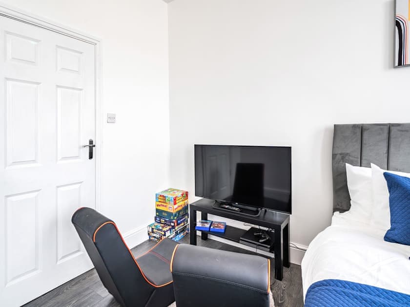 Family bedroom | Sea View Apartment One - Fylde Coast, Blackpool
