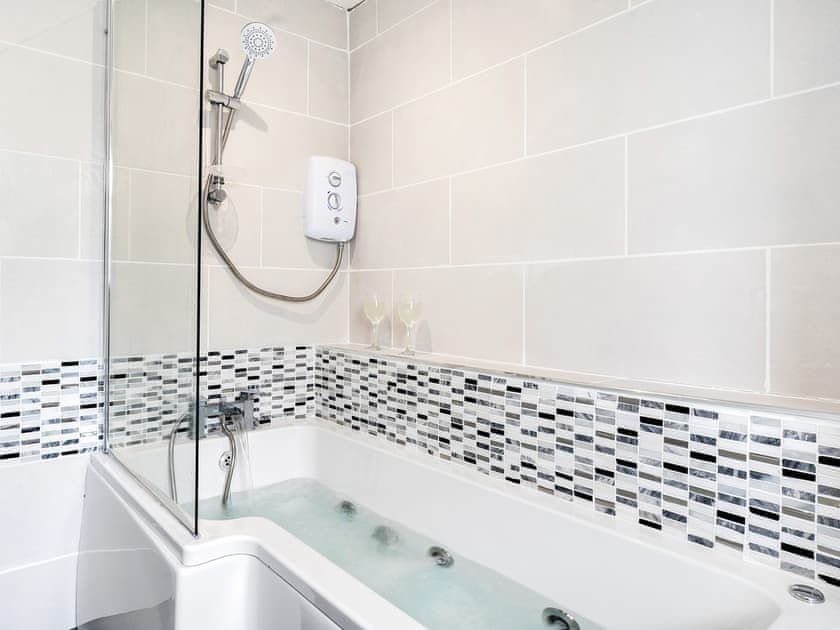 Bathroom | Sea View Apartment One - Fylde Coast, Blackpool
