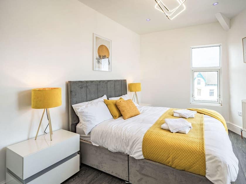 Double bedroom | Fylde Coast -Sea View Apartment Two - Fylde Coast, Blackpool