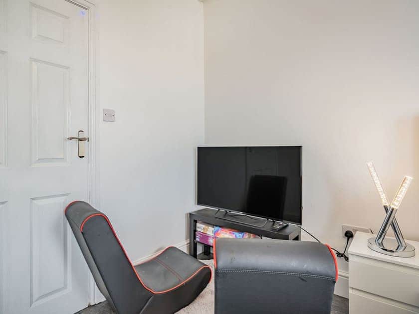 Family bedroom | Fylde Coast -Sea View Apartment Two - Fylde Coast, Blackpool