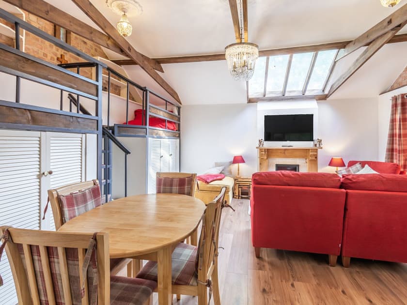 Living room/dining room | The Little House in Hull, Hull, near Beverley