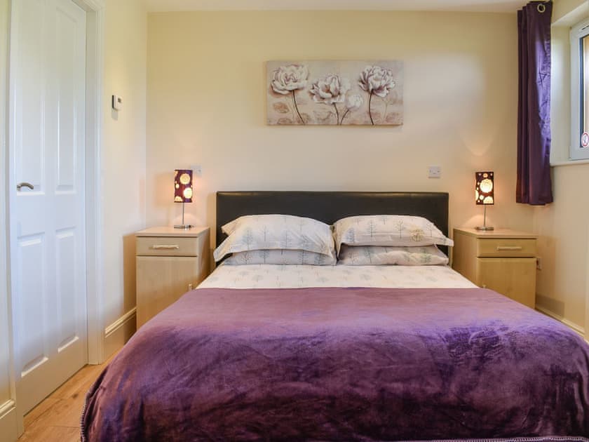 Double bedroom | Sherwood Forest Lodge 1 - Sherwood Forest Lodges, Kings Clipstone, near Mansfield