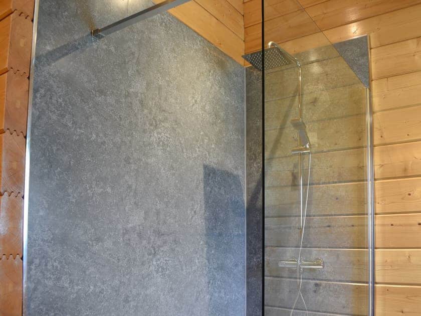 En-suite | Birch Lodge - Dale Garth Lodges, Mascalles, near Ulverston
