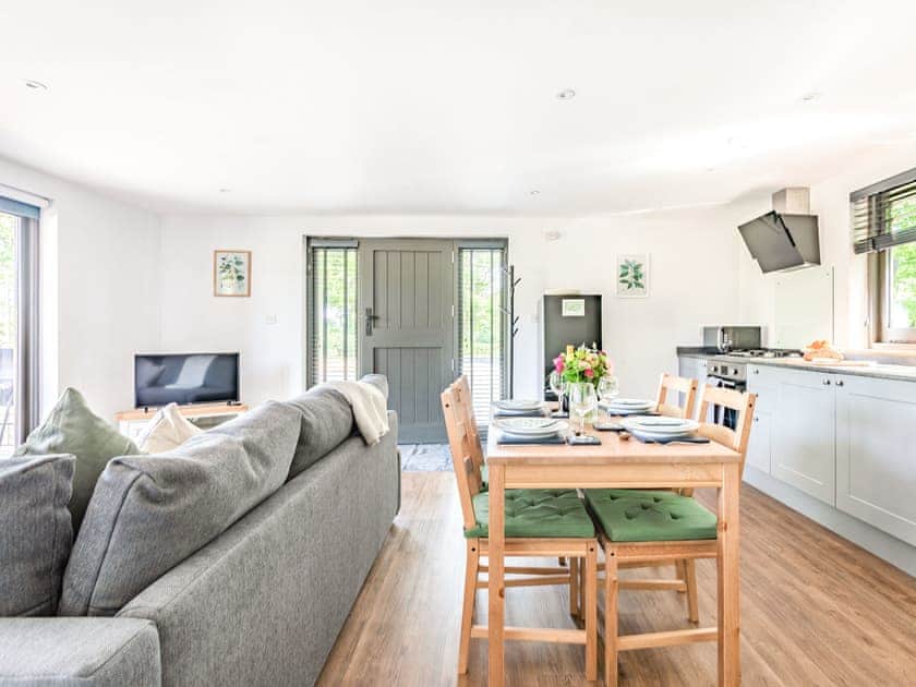 Open plan living space | Culver Croft, Chiddingstone