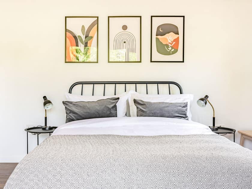 Double bedroom | Culver Croft, Chiddingstone