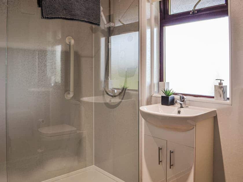 Shower room | Tipperwhig, Kirriemuir