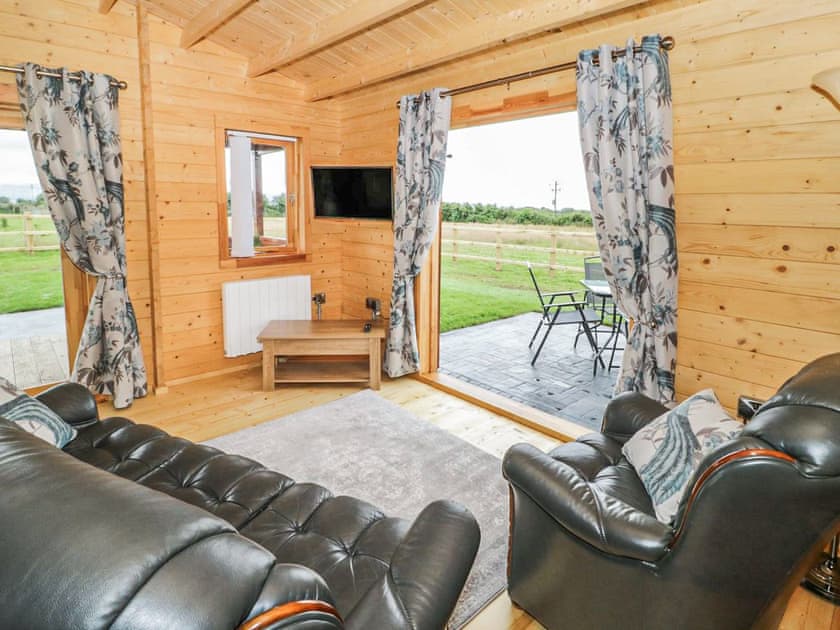 Living area | Fronwen Lodges : Ty Presto - Fronwen Lodges, LLANFAIRPWLLGWYNGYLL