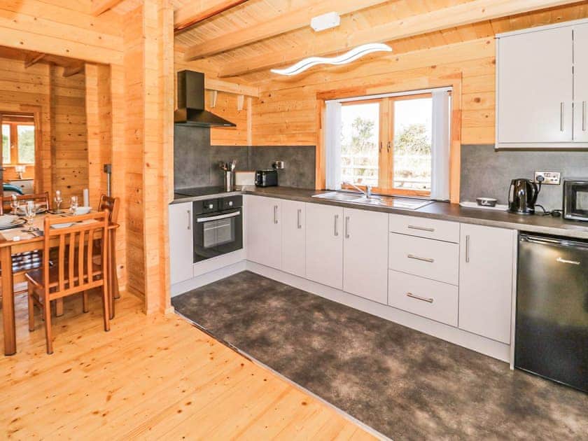 Kitchen/diner | Ty Will - Fronwen Lodges, LLANFAIRPWLLGWYNGYLL