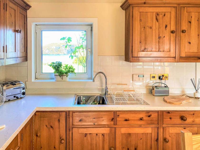 Kitchen area | Loch View, Grimshader