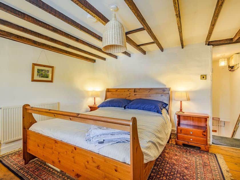 Double bedroom | Shepherds Cottage, Steyning