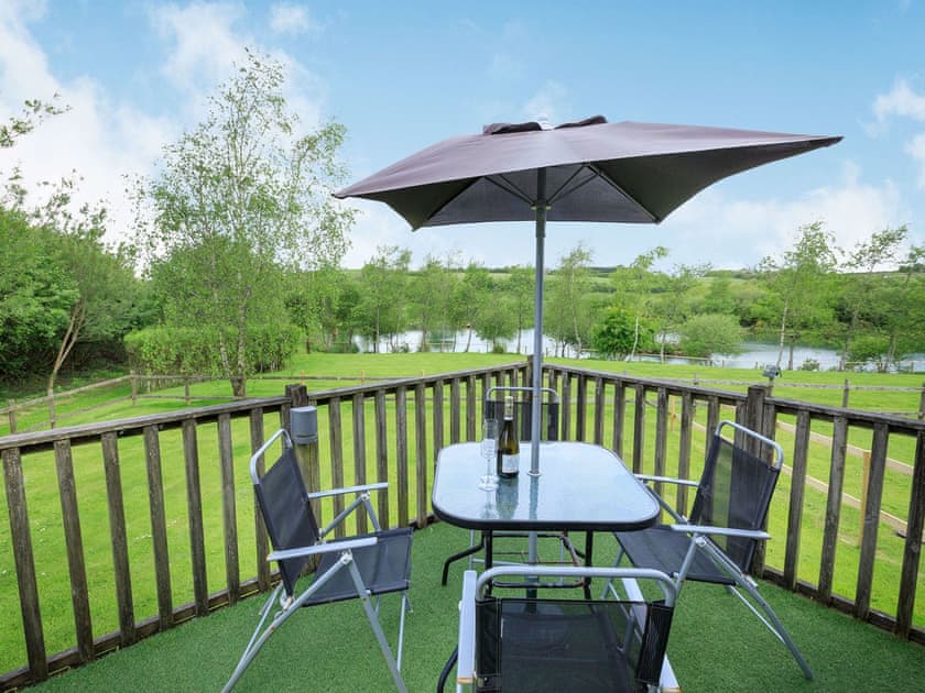 Sitting-out-area | Primrose Lodge - Higher Shorston Lakes and Lodges, Holsworthy, near Bude