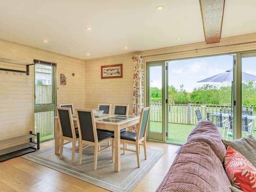 Dining Area | Foxglove Lodge - Higher Shorston Lakes and Lodges, Holsworthy, near Bude
