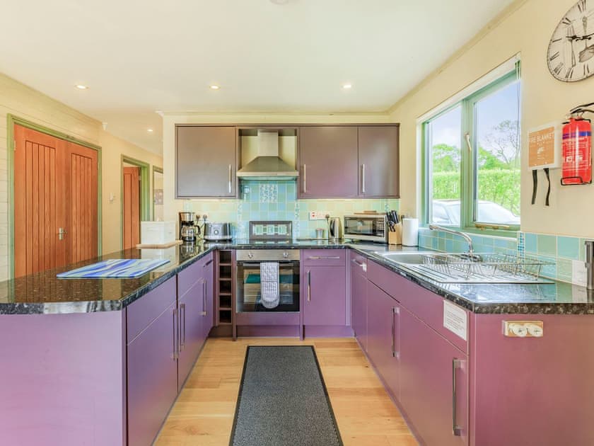 Kitchen | Foxglove Lodge - Higher Shorston Lakes and Lodges, Holsworthy, near Bude