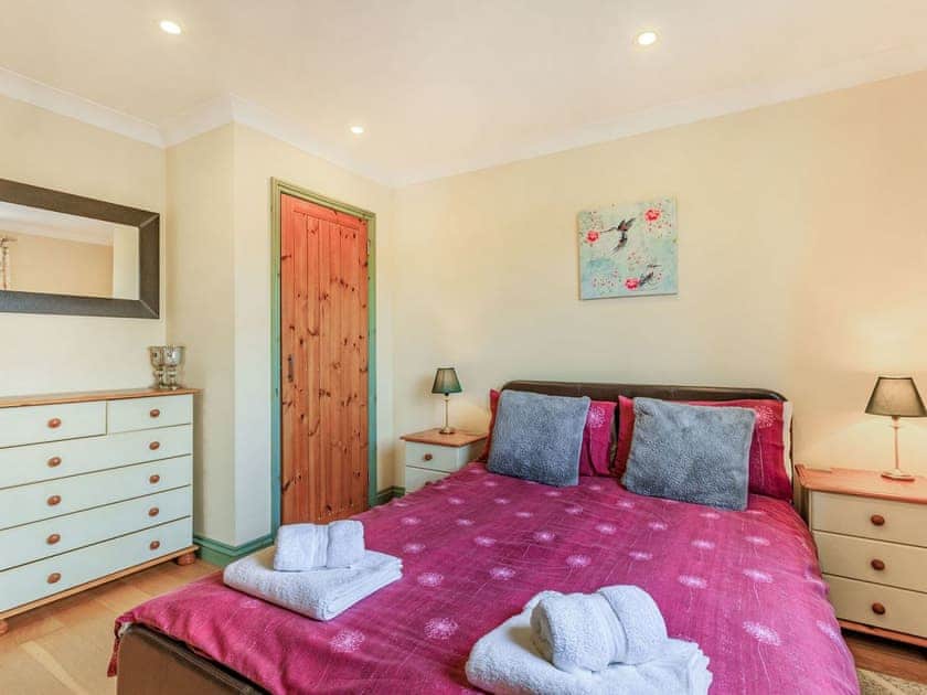 Double bedroom | Foxglove Lodge - Higher Shorston Lakes and Lodges, Holsworthy, near Bude