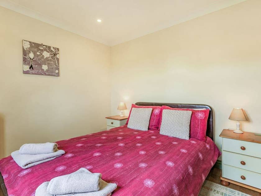 Double bedroom | Foxglove Lodge - Higher Shorston Lakes and Lodges, Holsworthy, near Bude