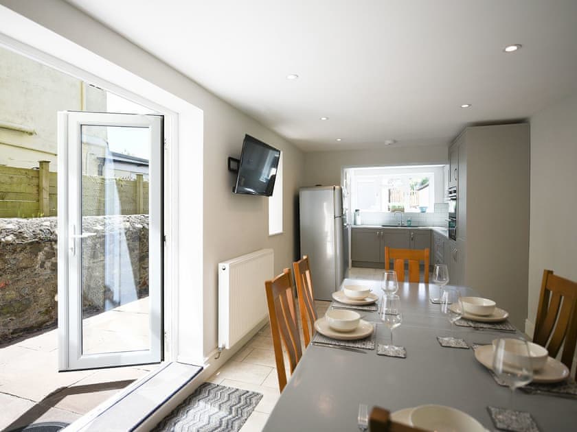 Kitchen/diner | Tillman, Tywyn, near Aberdovey