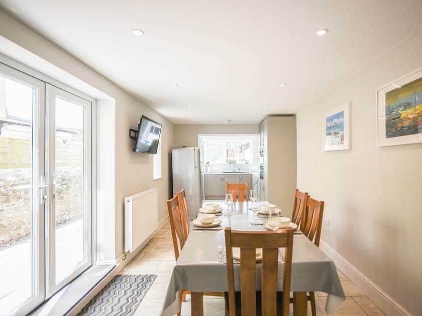 Kitchen/diner | Tillman, Tywyn, near Aberdovey