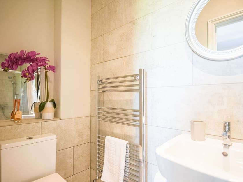En-suite | Tillman, Tywyn, near Aberdovey