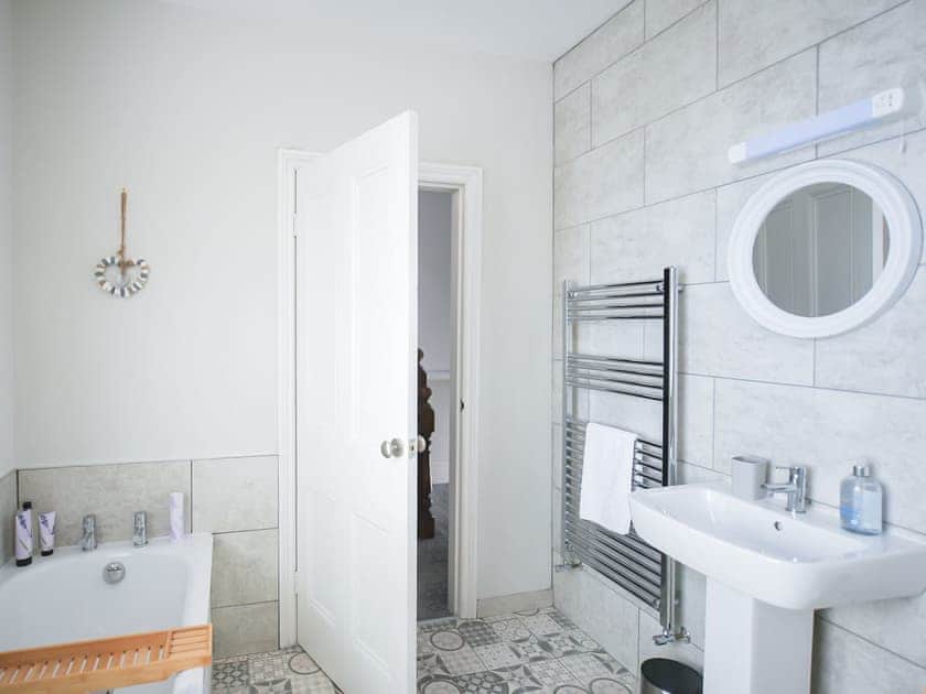 Shower room | Tillman, Tywyn, near Aberdovey