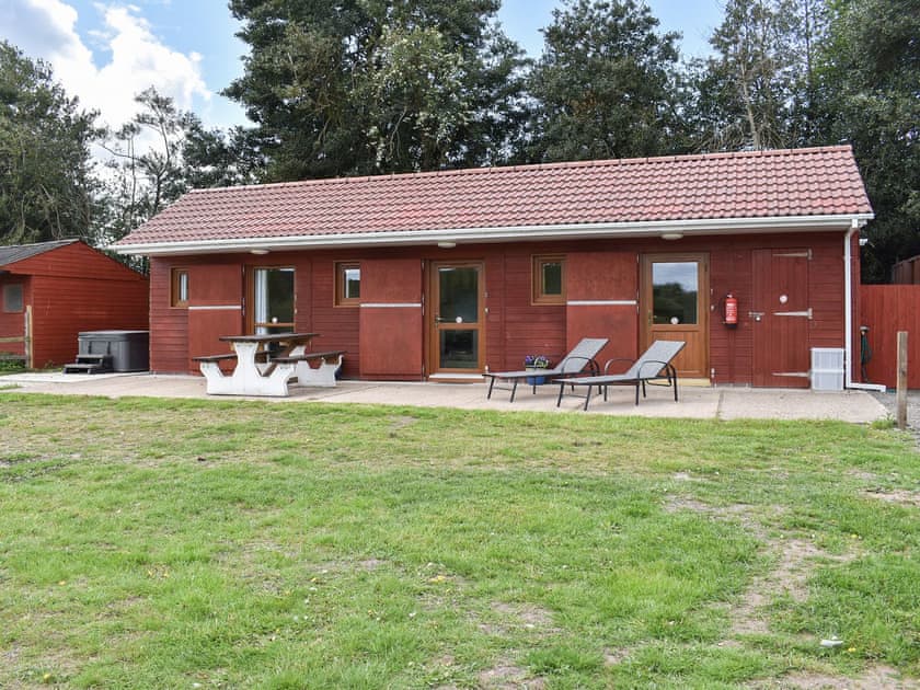 Exterior | Sherwood Forest Lodge 2 - Sherwood Forest Lodges, Kings Clipstone, near Mansfield