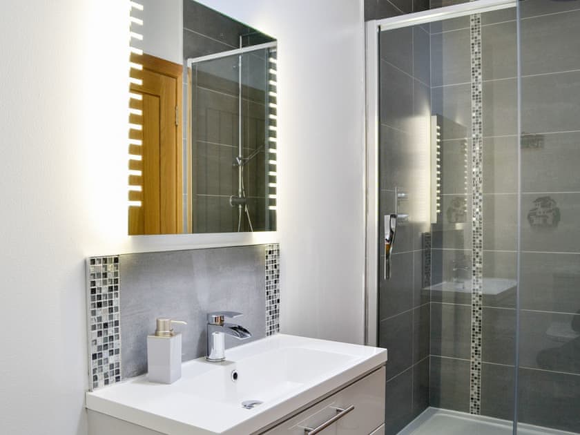 Shower room | Eleanor Cottage, Ballater