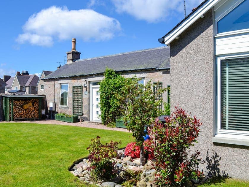 Exterior | Eleanor Cottage, Ballater
