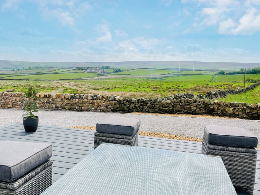 Decking | Hazelgrove Lodge Barn, Laneshawbridge
