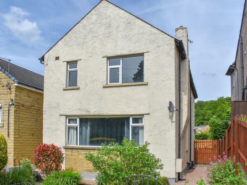 Exterior | Huddersfield House, Huddersfield
