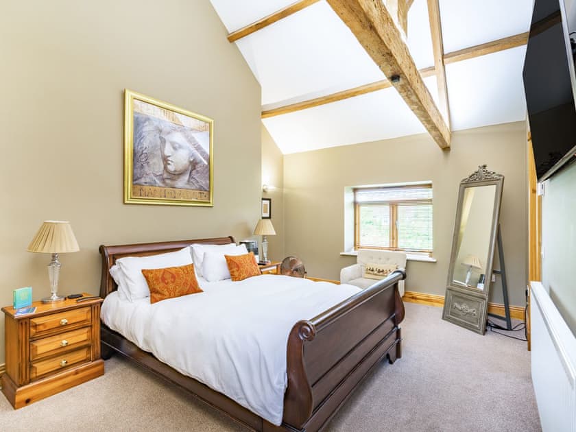 Double bedroom | Chestnut Barn, Wold Newton, near Filey