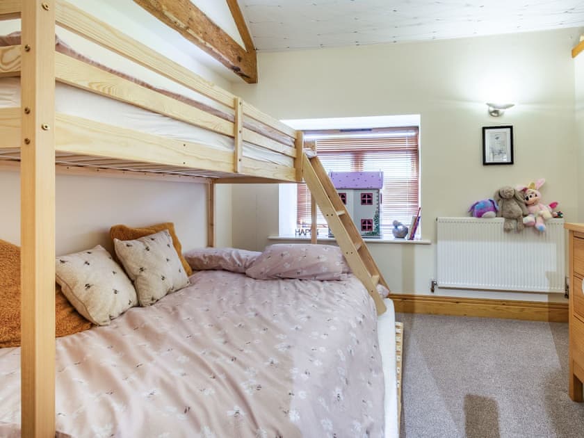 Bunk bedroom | Chestnut Barn, Wold Newton, near Filey