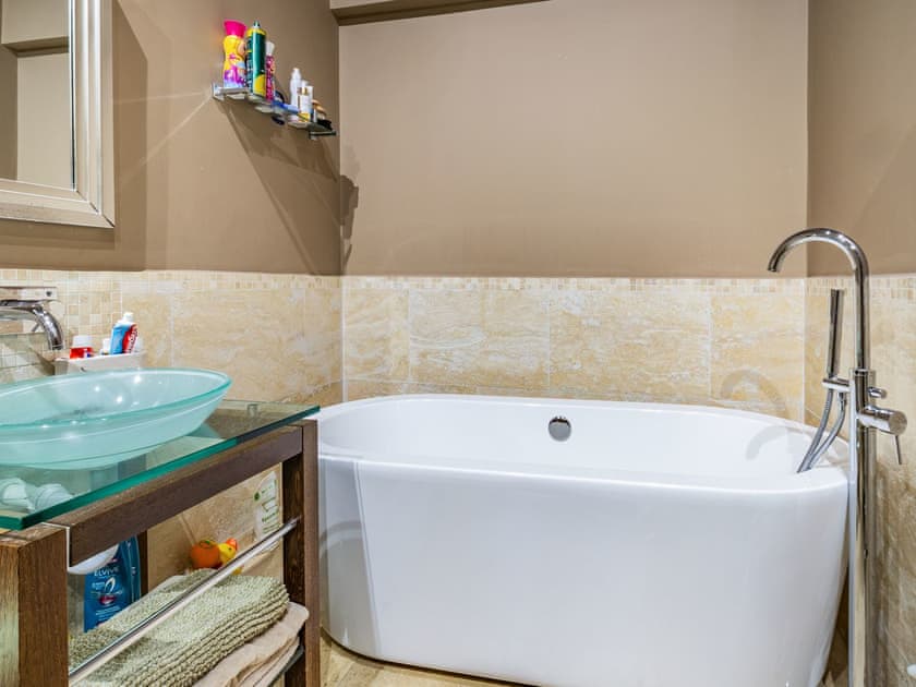 Bathroom | Chestnut Barn, Wold Newton, near Filey