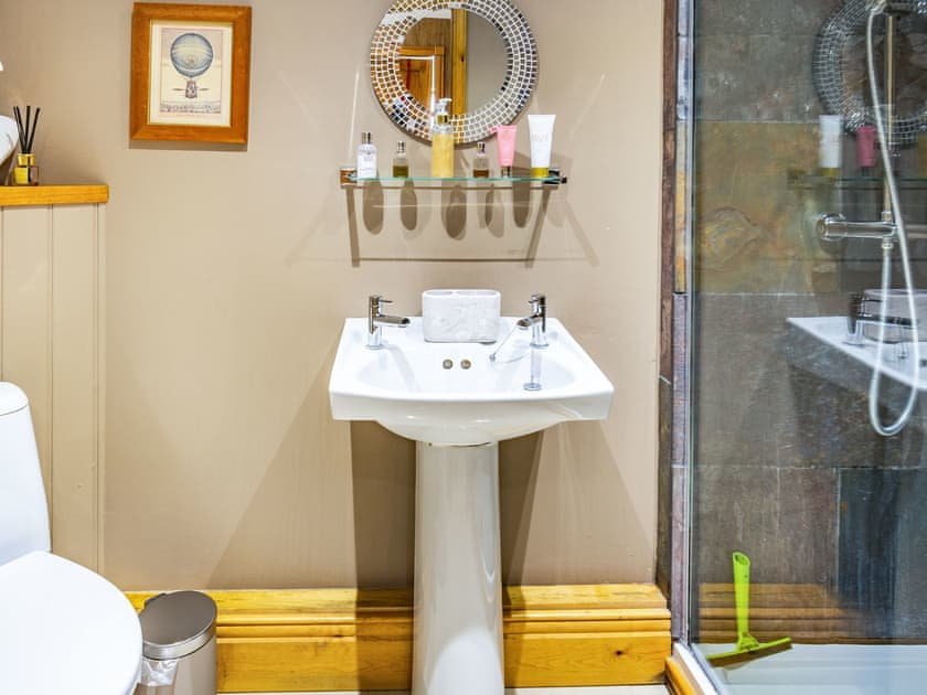 Shower room | Chestnut Barn, Wold Newton, near Filey