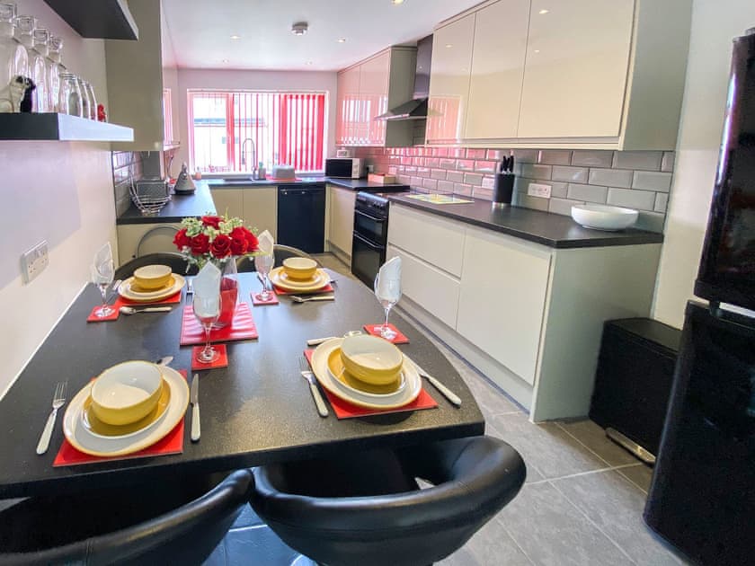 Dining Area | Thistle Dew, Great Yarmouth