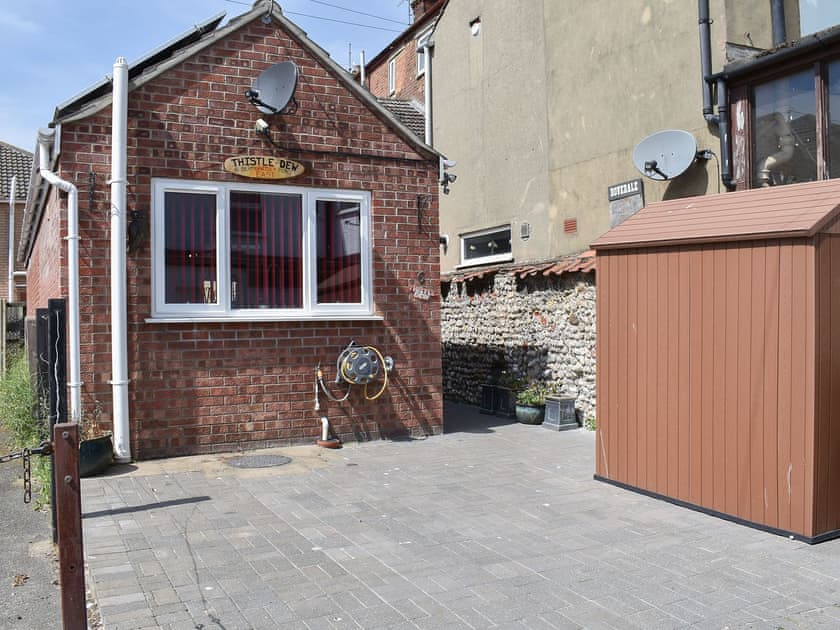 Exterior | Thistle Dew, Great Yarmouth