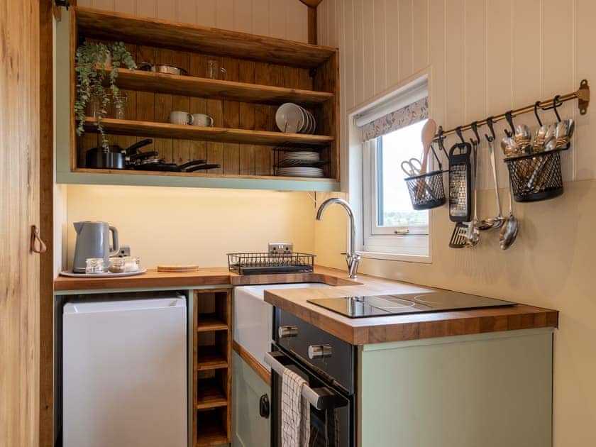 Kitchen area | Foxglove - Meadows Huts, Parwich, near Ashbourne