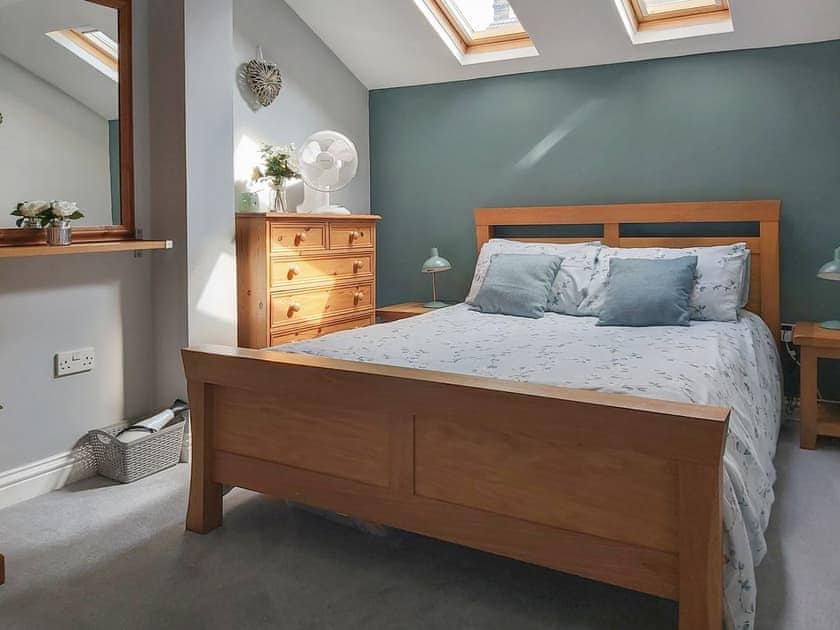 Double bedroom | Sandpiper - Suffolk Coastal Escapes, Pakefield, near Lowestoft